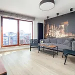 公寓 Bright Air Conditioned With Parking And By Renters 格但斯克