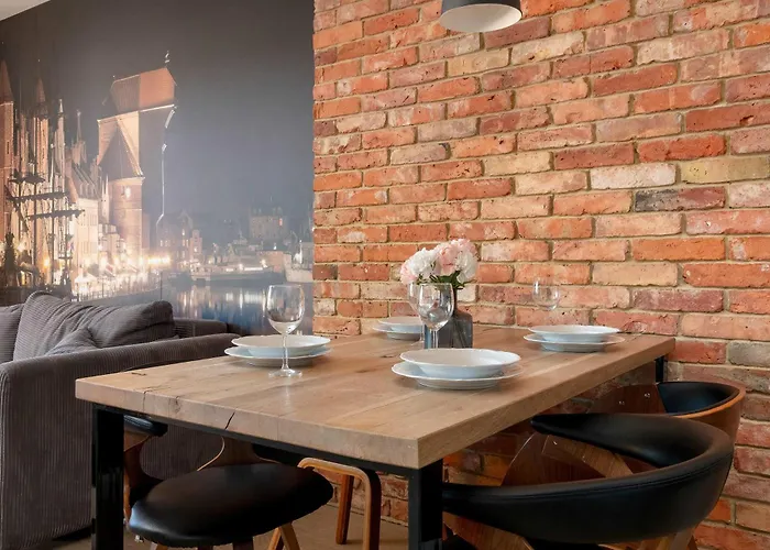 Bright Air Conditioned With Parking And By Renters *