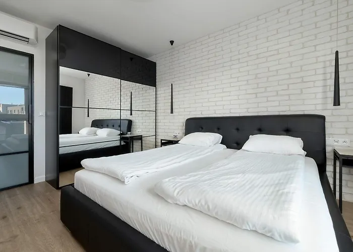 Bright Air Conditioned With Parking And By Renters * グダニスク